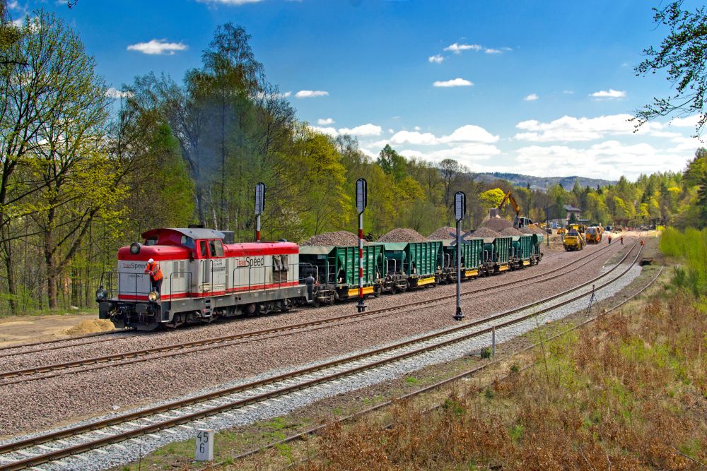 Rail Polish rail freight in 2024: Coal drops below 30% as other segments gain. Polish rail freight in 2024: Coal drops below 30% as other segments gain.