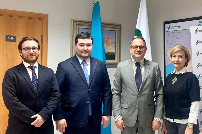 The development of the Trans-Caspian route was discussed at the French Embassy.