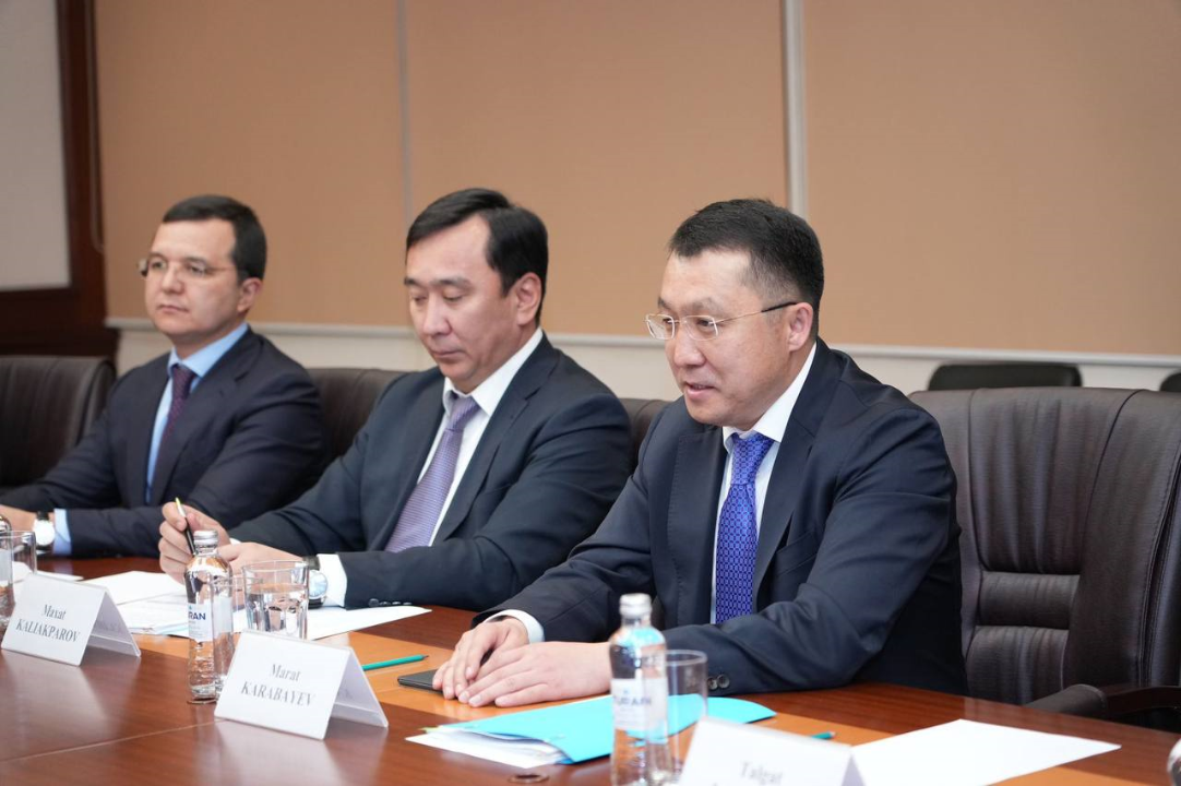 Kazakhstan and Romania discussed cooperation in the field of transport and logistics.