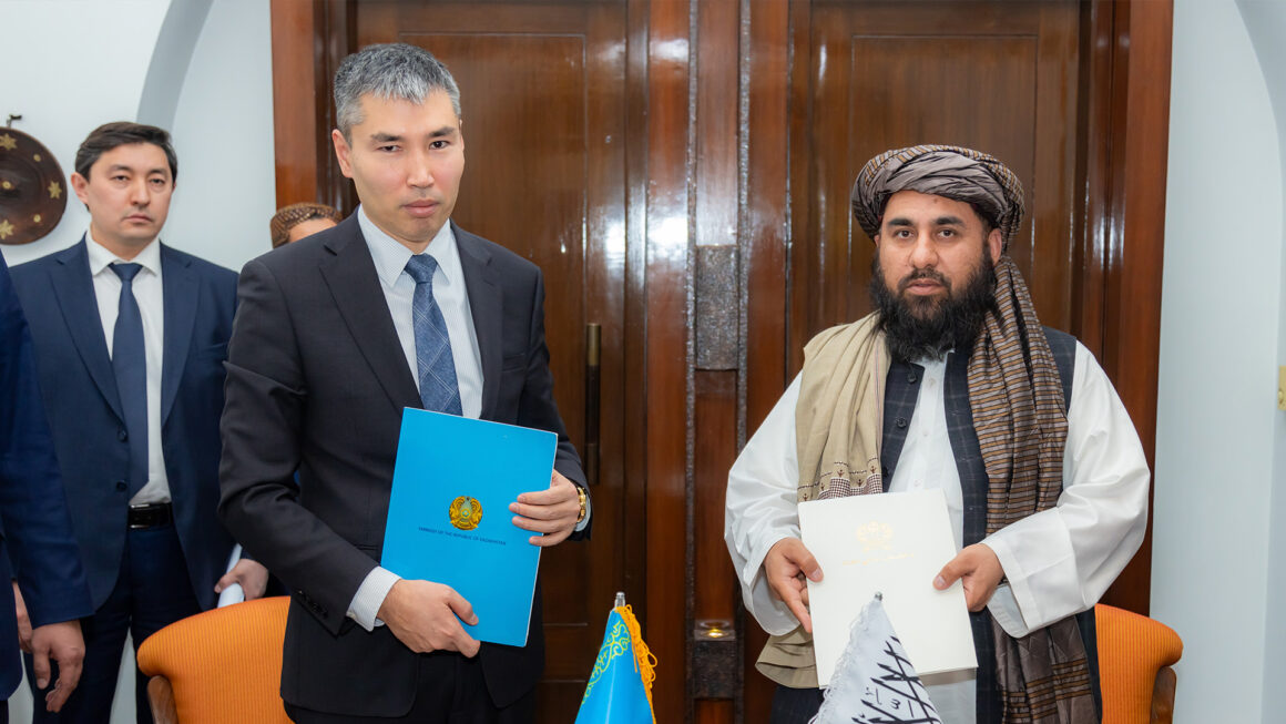 Kazakhstan and Afghanistan have agreed to build the Turgundi-Herat-Kandahar-Spin-Boldak railway.