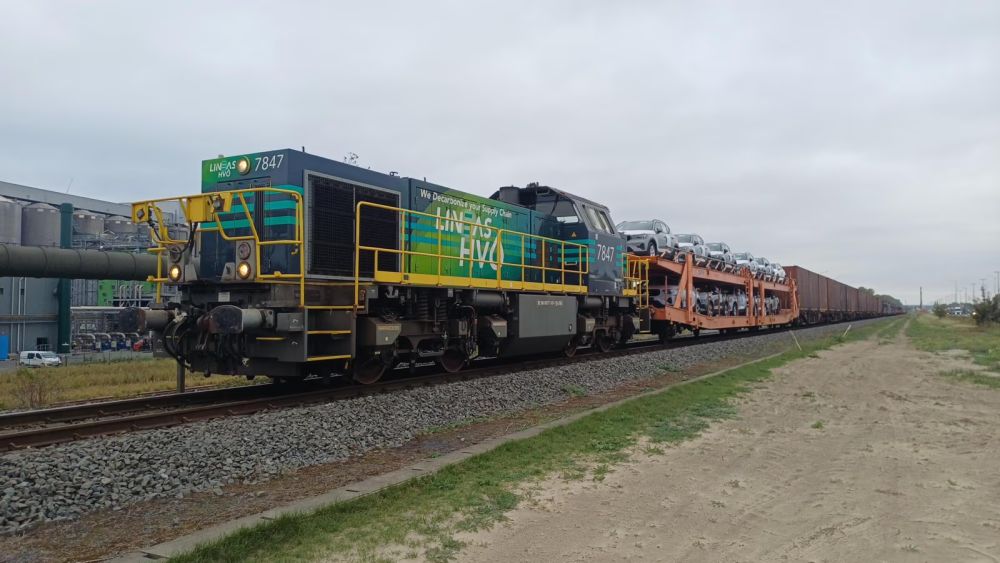 Six renewed 750-metre tracks commissioned at Bundel Mercator rail yard in Ghent.