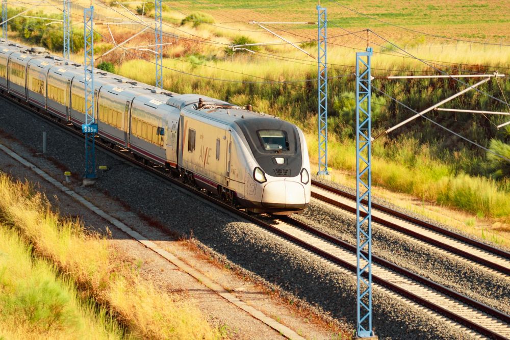 Talgo takeover: Polish PFR and Indian Jupiter Wagons drop out, Basque consortium remains.