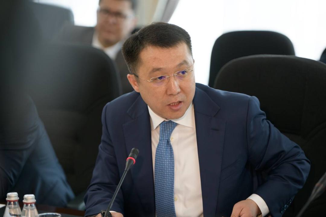 Rail KTZ Express will serve new logistics projects in the Caspian Sea. KTZ Express will serve new logistics projects in the Caspian Sea.