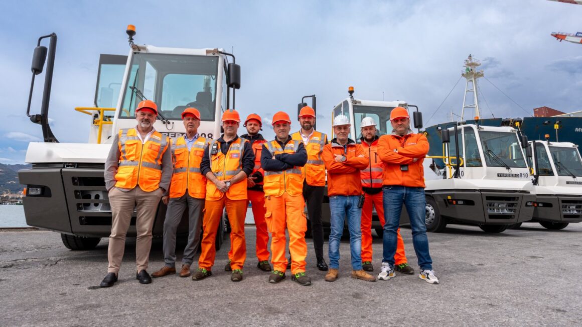 Hannibal strengthens its fleet of special equipment in La Spezia and prepares to enter Egypt.