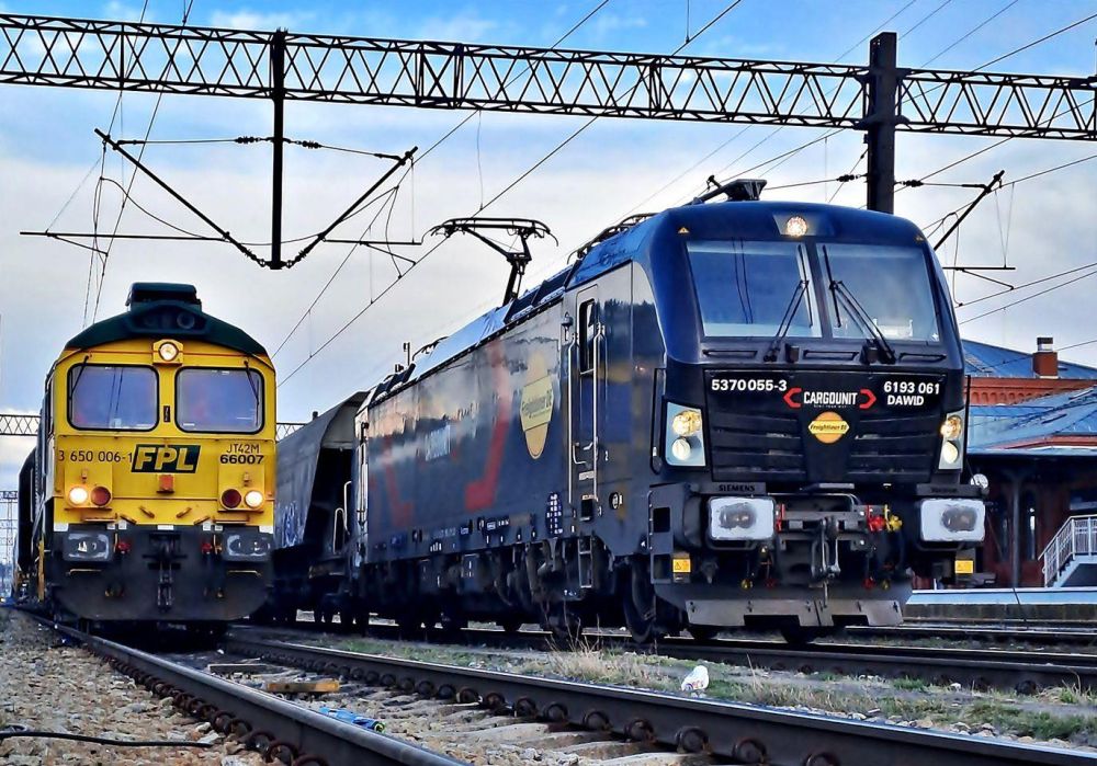 Rail Rail corridors from Germany to Poland and Czechia still face electrification gaps. Rail corridors from Germany to Poland and Czechia still face electrification gaps.