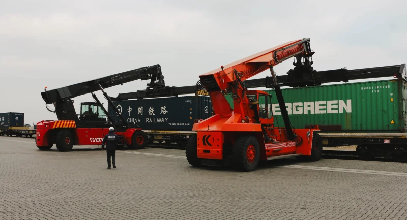 ADY Express and Hellmann Worldwide Logistics completed the first shipment along the Middle Corridor.