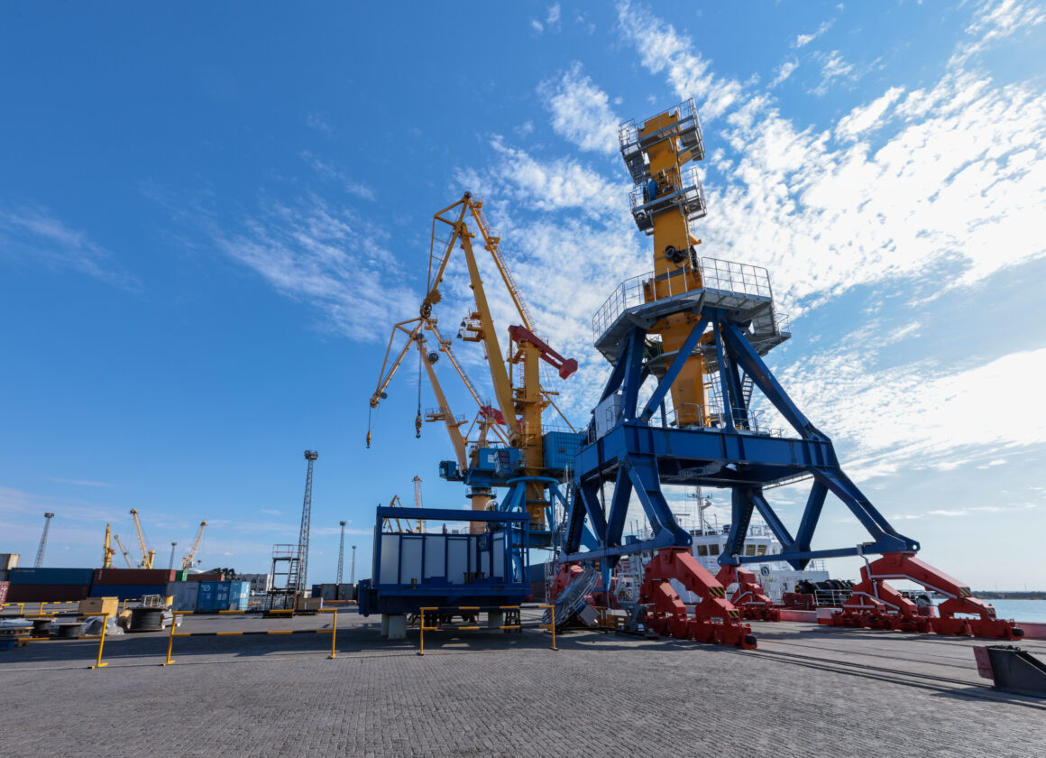 Prime Minister Olzhas Bektenov visited the ports of Aktau and Kuryk.