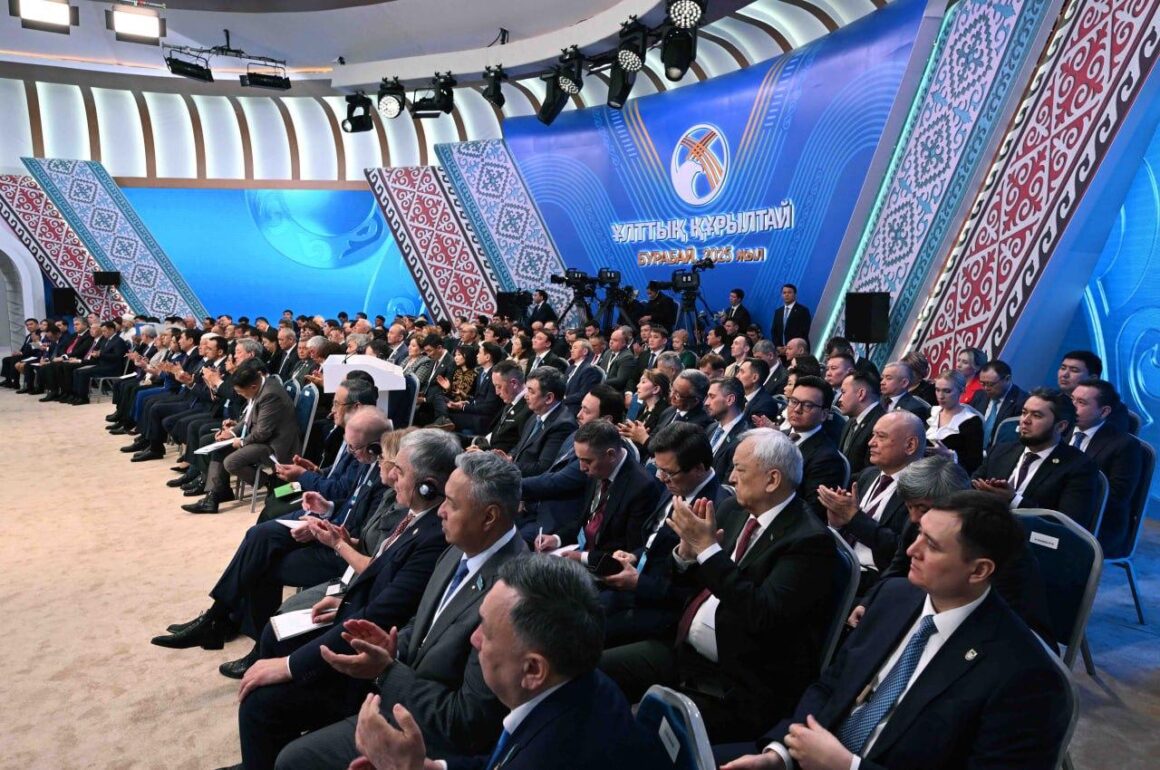 Tokayev announced large-scale transport projects in Kazakhstan.