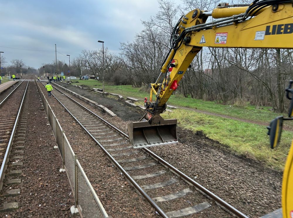 Europe Hungary: EUR 2.2 billion rail renovation programme for 2026. Hungary: EUR 2.2 billion rail renovation programme for 2026.