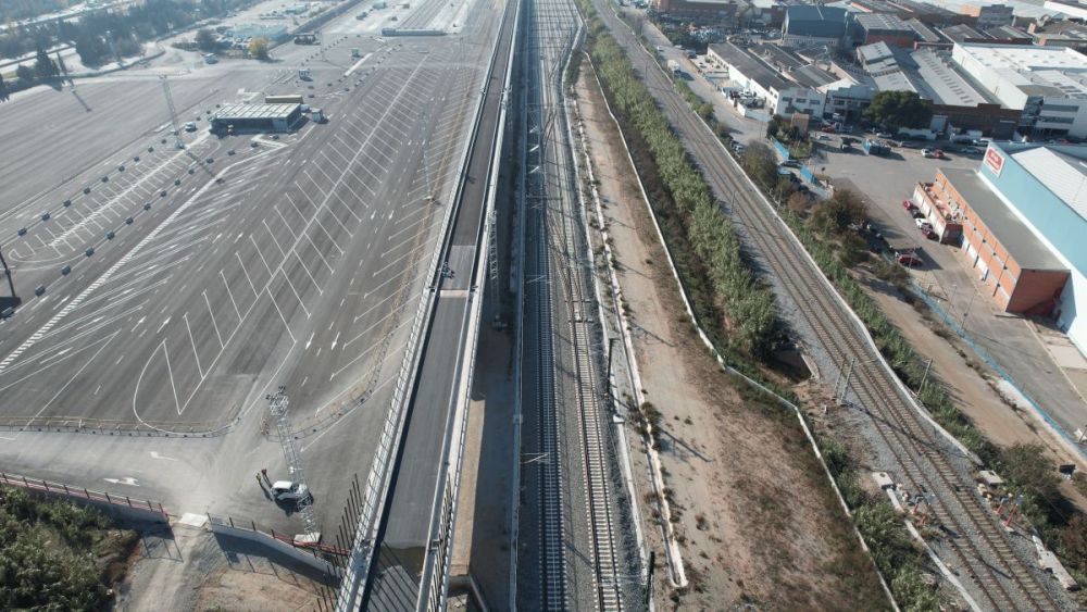 Europe Test trains arrive at La Llagosta Barcelona terminal ahead of operational start. Test trains arrive at La Llagosta Barcelona terminal ahead of operational start.