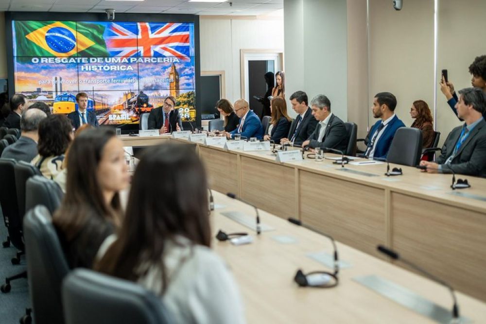 Brazil and UK sign rail cooperation memorandum.