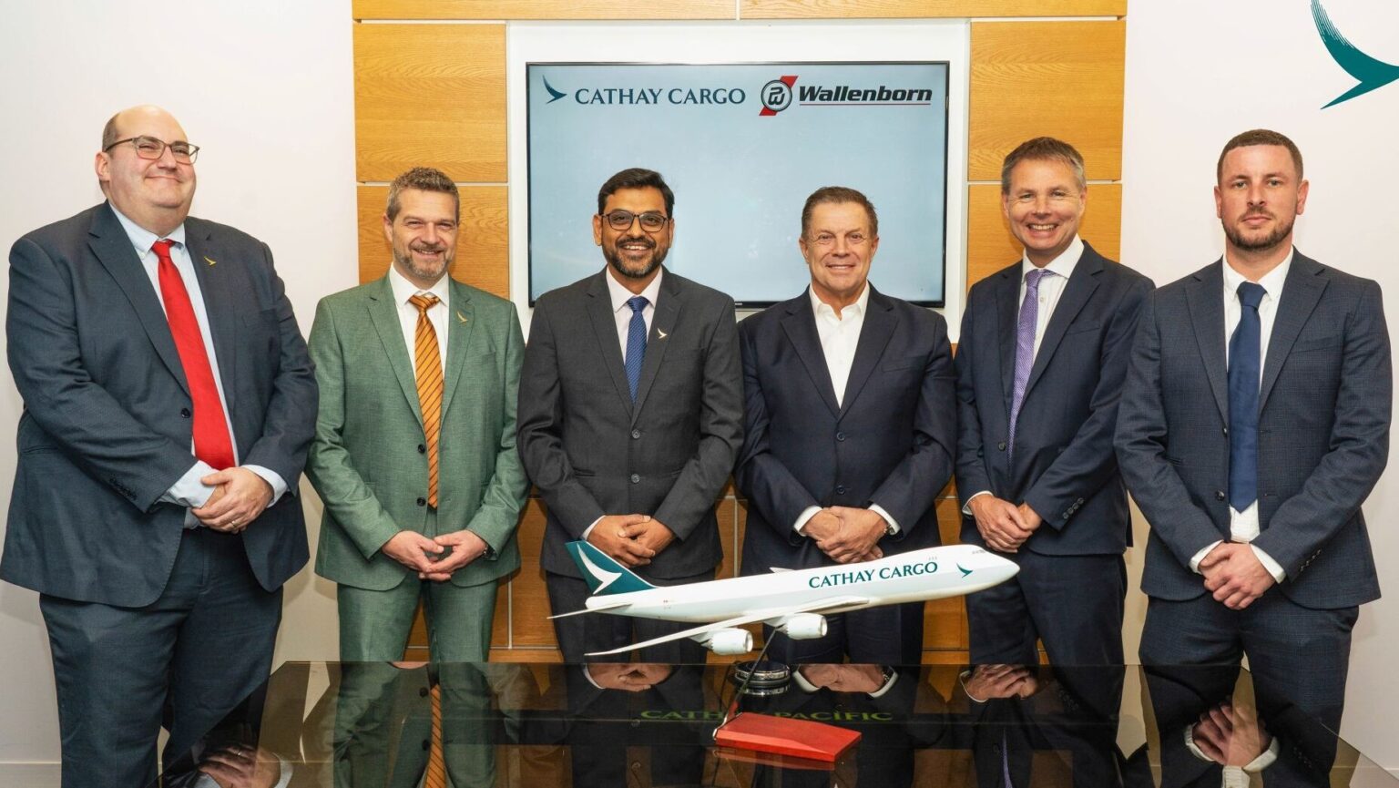 cathay-cargo-wallenborn-1770628474974-aspect-ratio-1400-788-1536×865-1