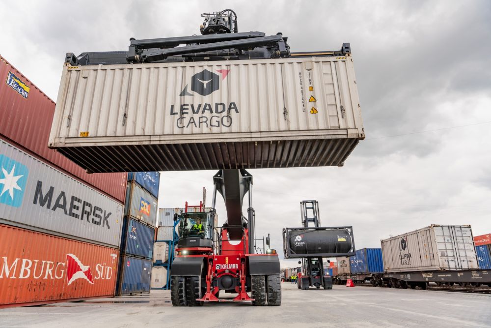 The amount of freight moved in containers in Ukraine is ten times lower than the rate in the EU.