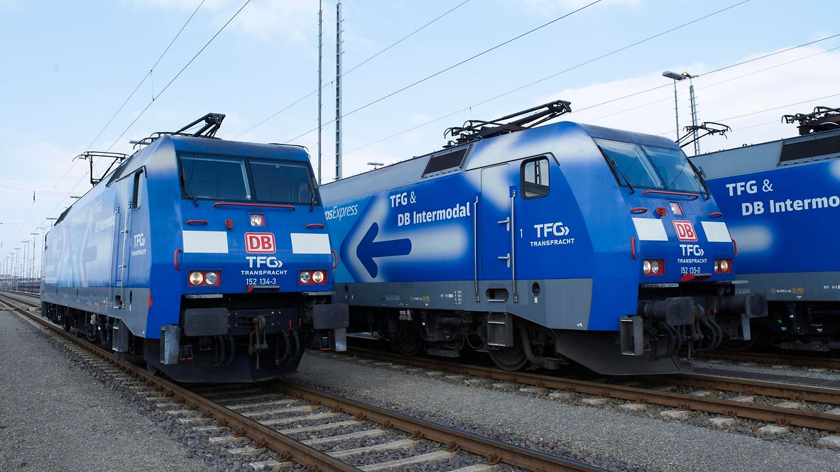 header_en_0429_update_tfg_baut_netzwerk_aus